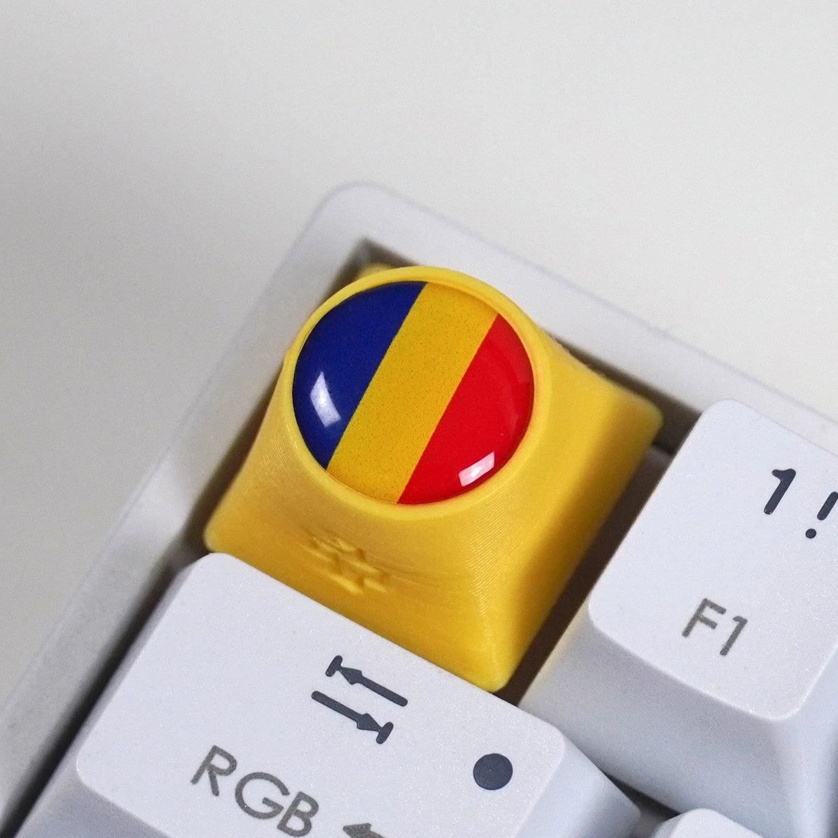 Artisan Románia NR.10 keycap