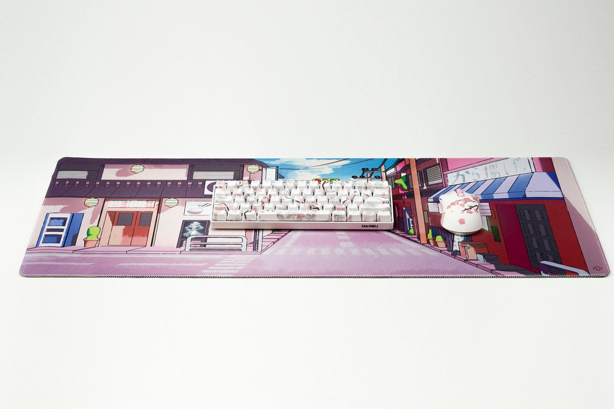 QwertyKey Japan Street gamer asztali egérpad, vízálló, varrott szélek, 4 mm, csúszásmentes gumitalp
