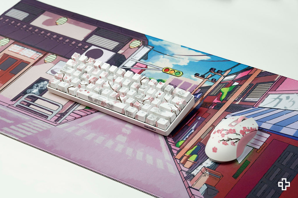 QwertyKey Japan Street gamer asztali egérpad, vízálló, varrott szélek, 4 mm, csúszásmentes gumitalp