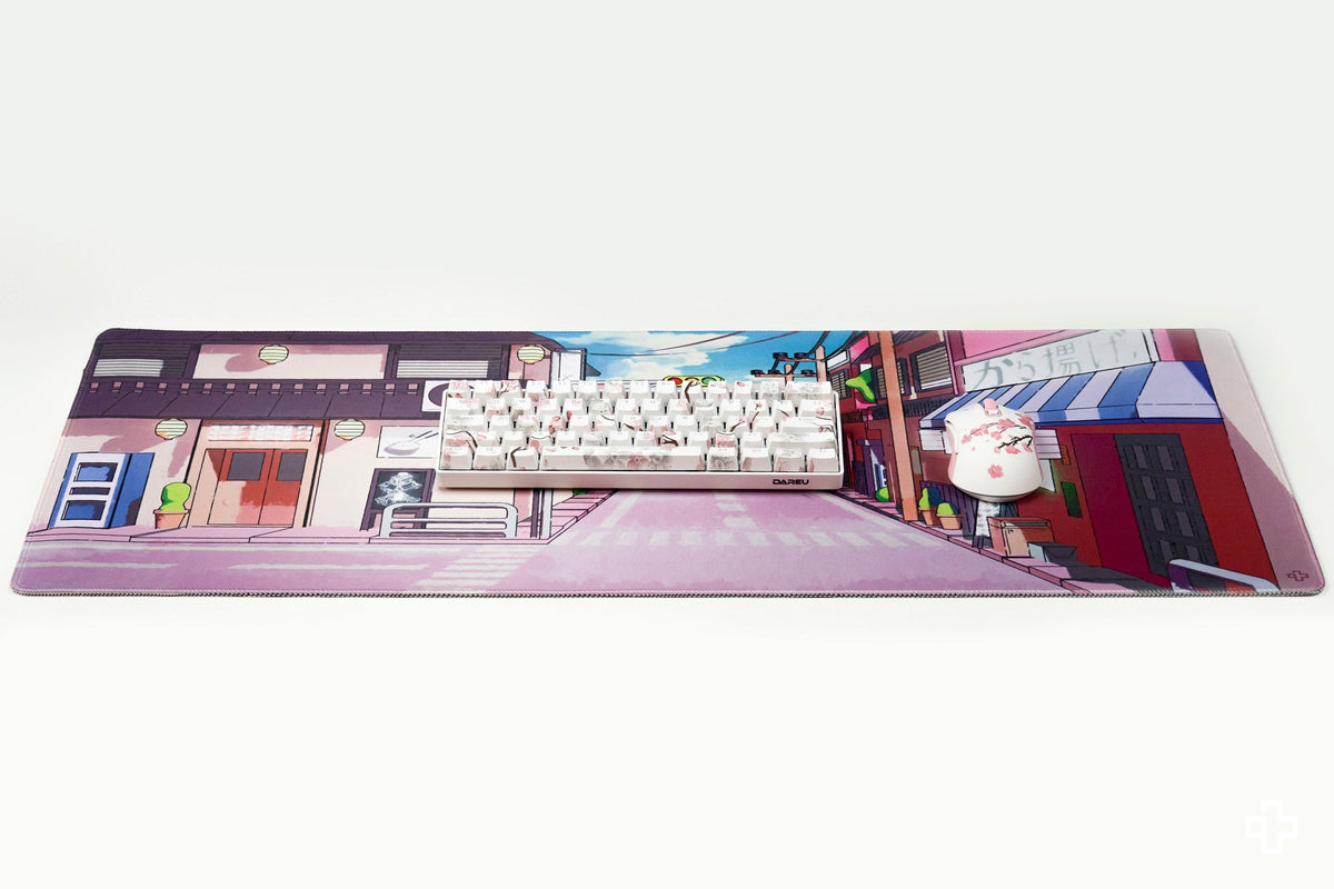 QwertyKey Japan Street gamer asztali egérpad, vízálló, varrott szélek, 4 mm, csúszásmentes gumitalp