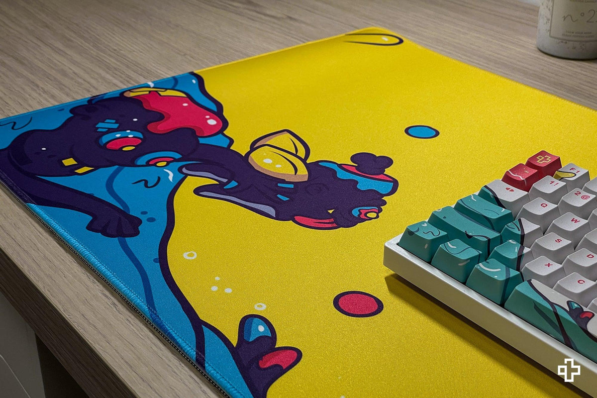 QwertyKey Octopus Yellow gamer asztali egérpad, vízálló, varrott szélek, 4 mm, csúszásmentes gumitalp