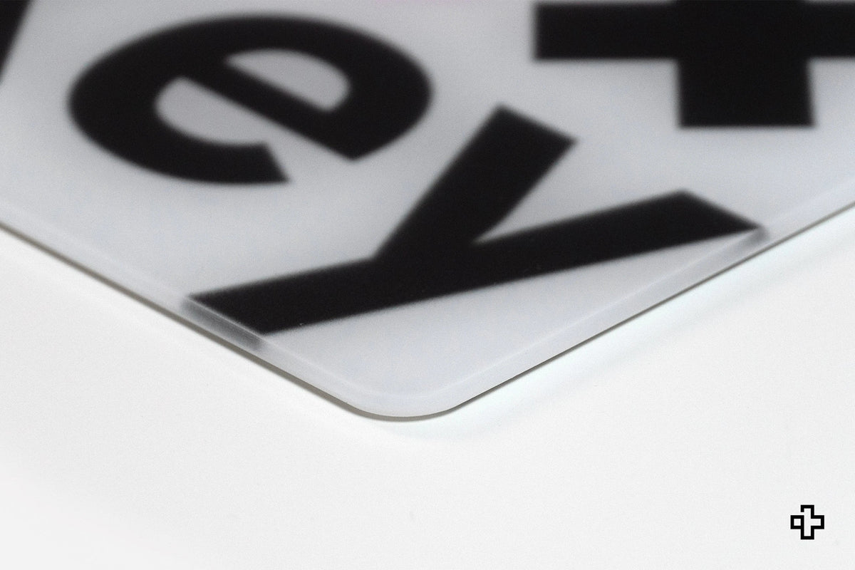 QwertyKey White Esports Glass gamer egérpad, 3,2 mm, csúszásmentes TPU talp