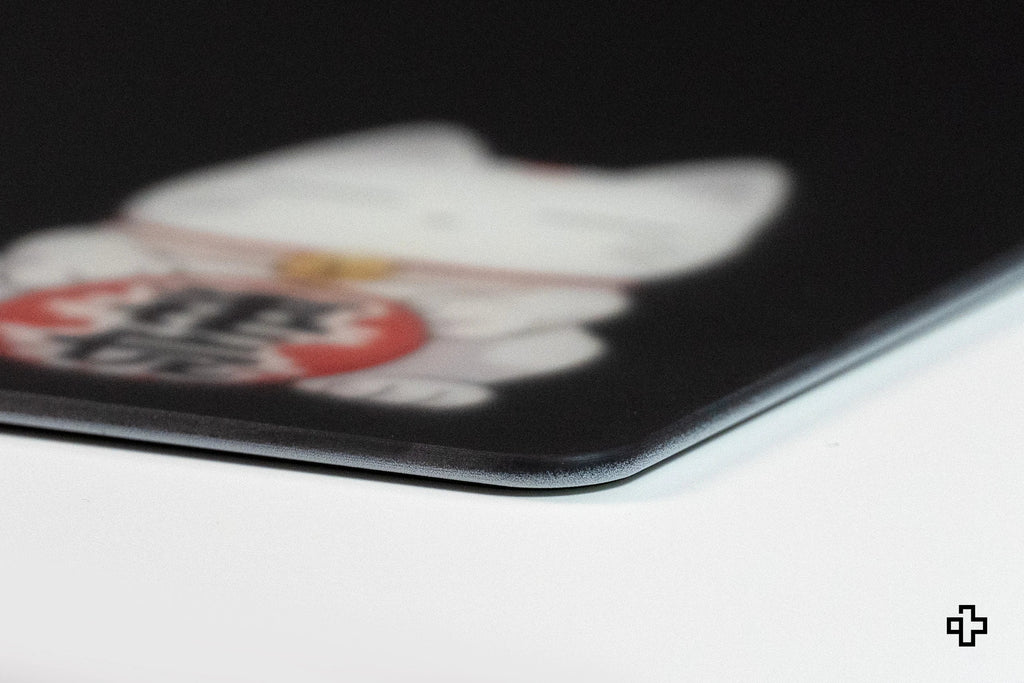 QwertyKey MOMO Esports Glass gamer egérpad, 3,2 mm, csúszásmentes TPU talp