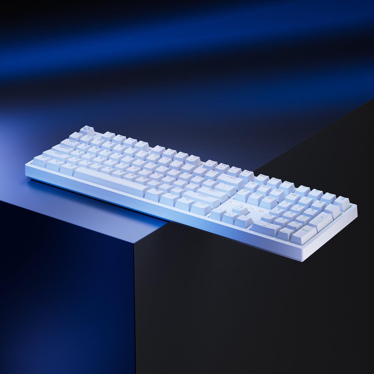 QwertyKey H100 White – vezeték nélküli mechanikus gamer billentyűzet, hot-swap, Full RGB