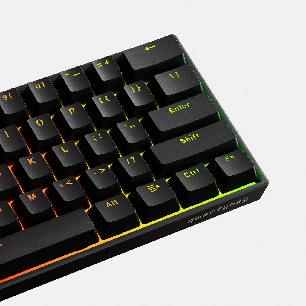 QwertyKey H61 Pro V2 fekete – mechanikus gamer billentyűzet, hot-swap, Full RGB