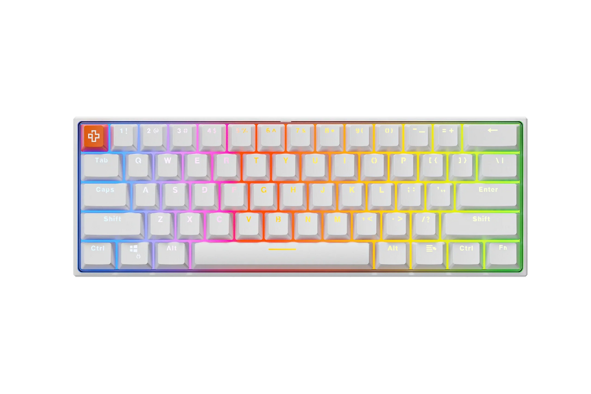 QwertyKey H61 Pro V2 fehér – mechanikus gamer billentyűzet, hot-swap, Full RGB