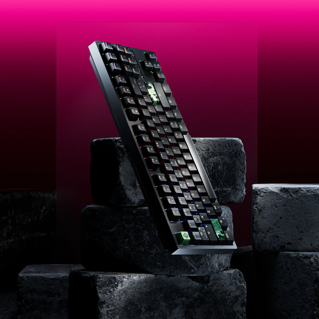 QwertyKey H87 Black – vezeték nélküli mechanikus gamer billentyűzet, hot-swap, Full RGB