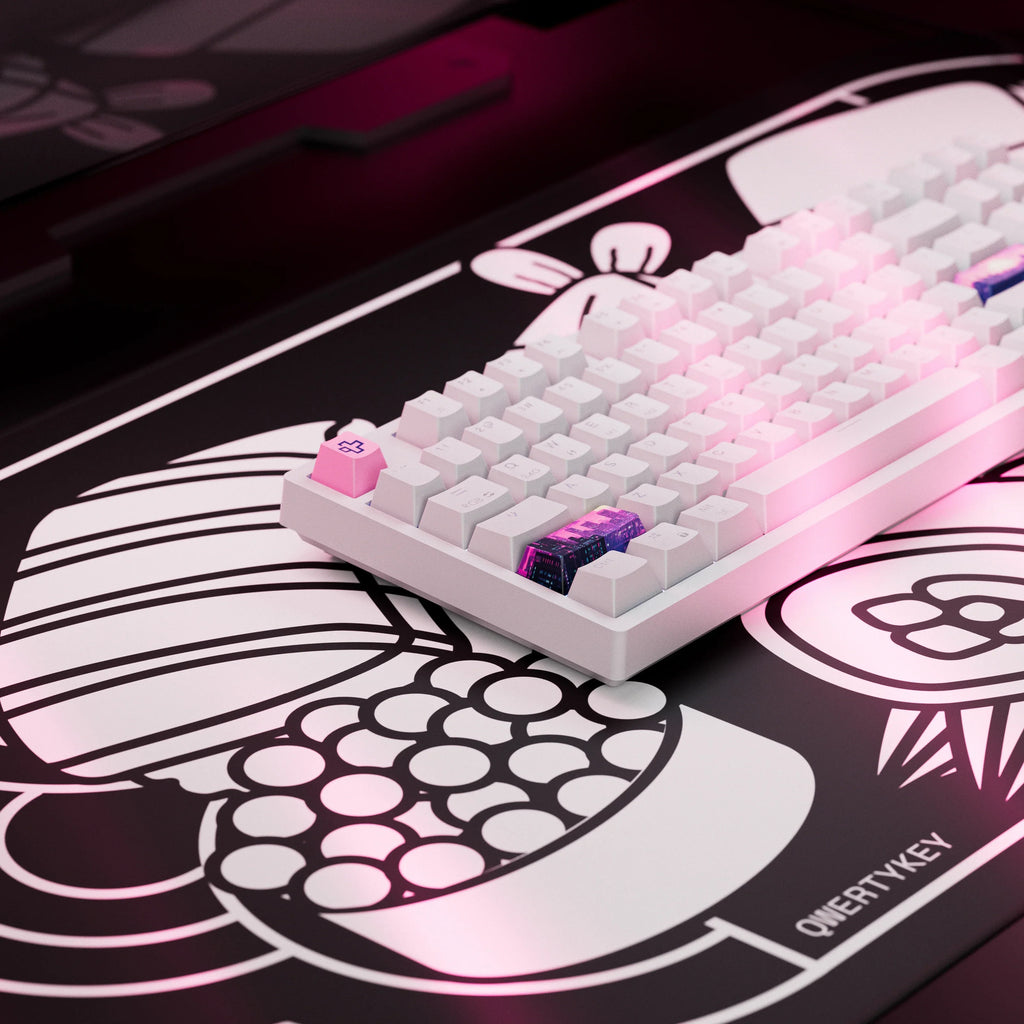 QwertyKey H87 White – vezeték nélküli mechanikus gamer billentyűzet, hot-swap, Full RGB