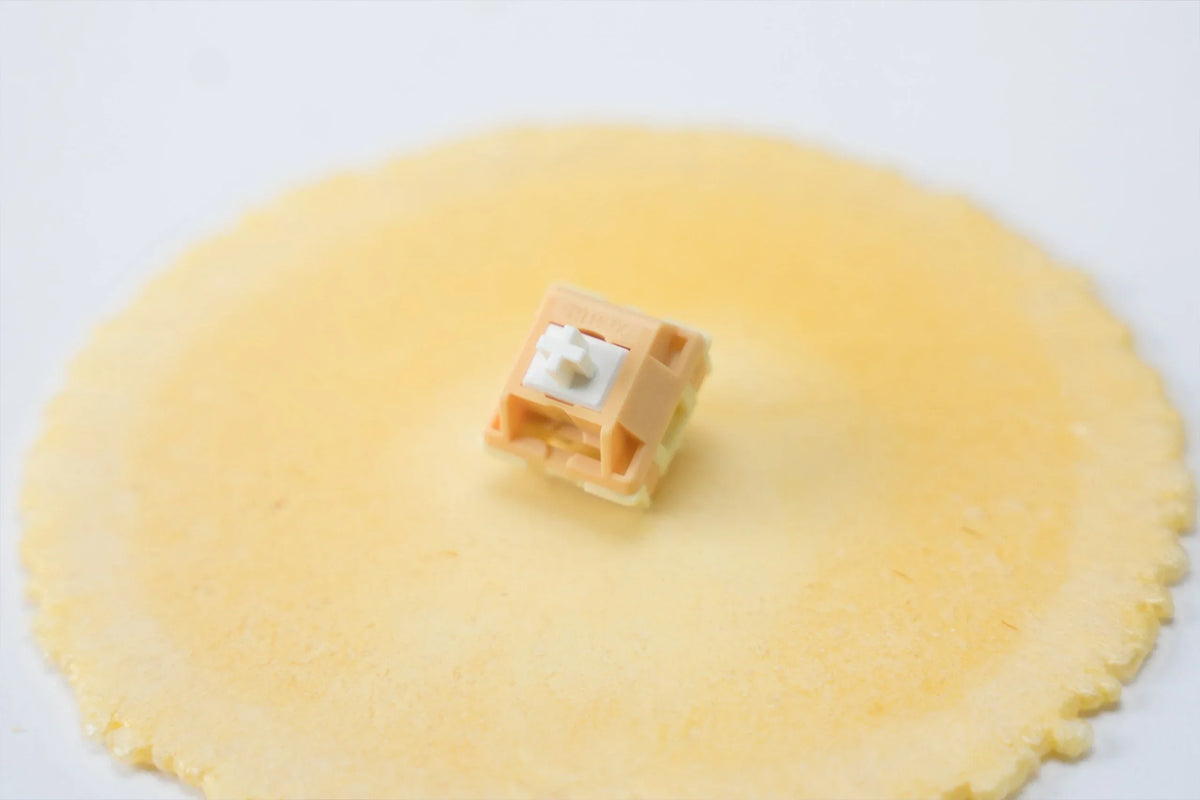 HMX Egg Yolk – lineáris mechanikus billentyűzet-switch