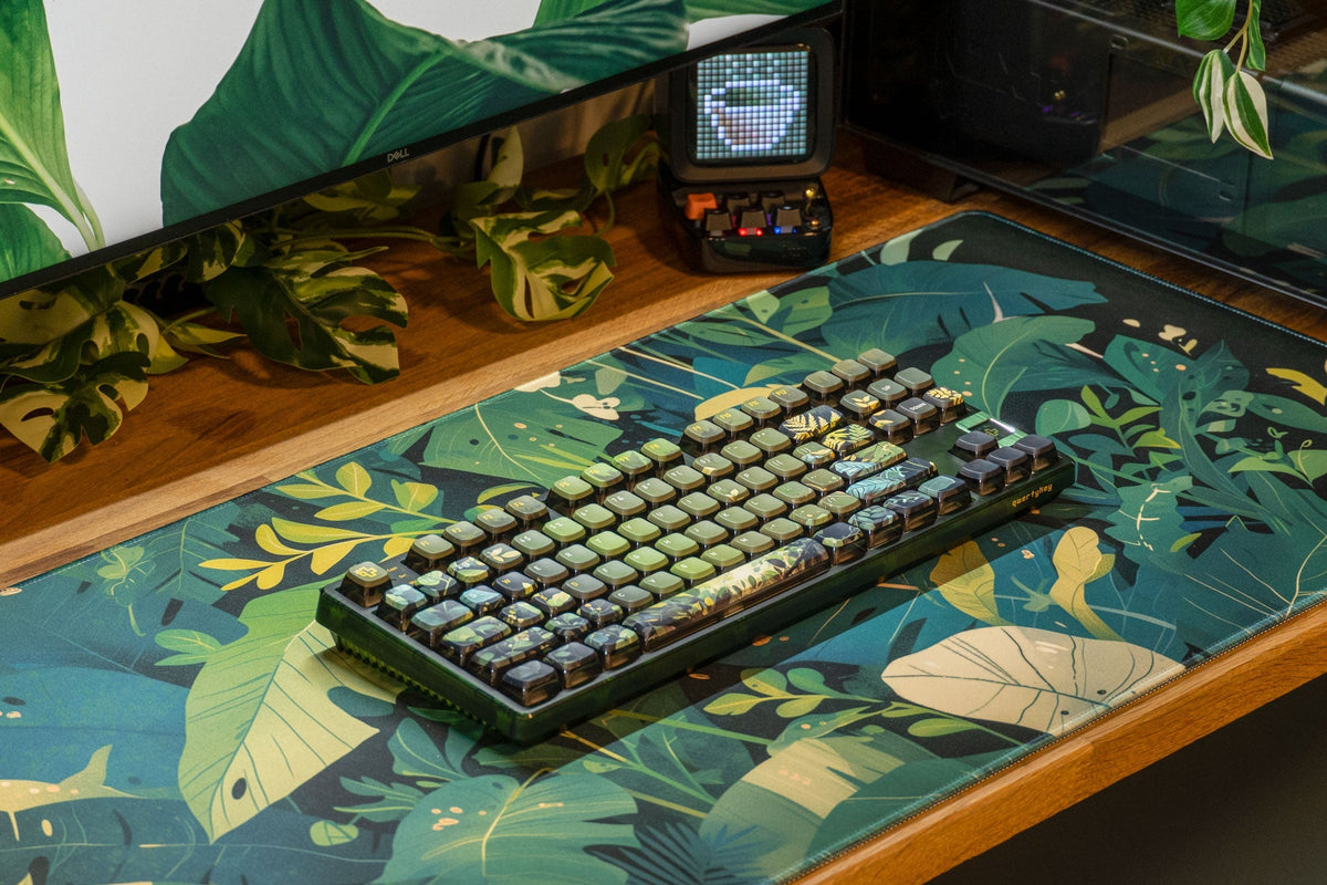 QwertyKey Leaf gamer asztali egérpad, vízálló, varrott szélek, 4 mm, csúszásmentes gumitalp
