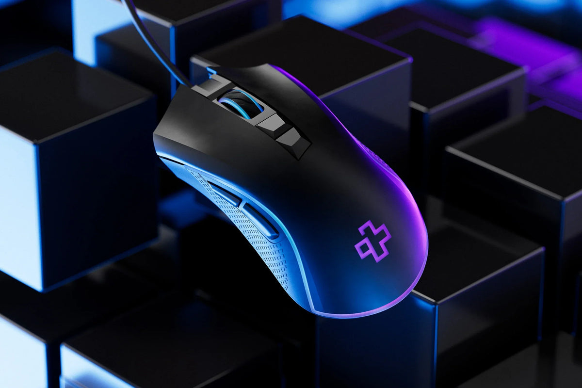 QwertyKey Forge Black RGB gamer egér, 12 000 DPI, szoftverrel