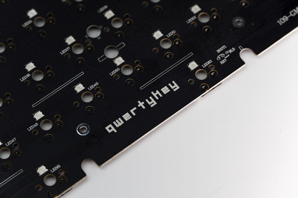 QwertyKey65 PCB, hot-swap, RGB