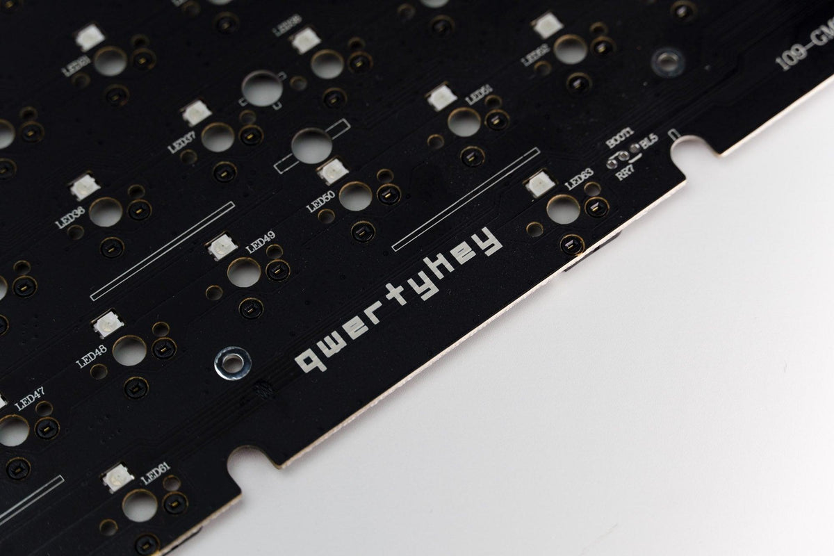 QwertyKey65 PCB, hot-swap, RGB