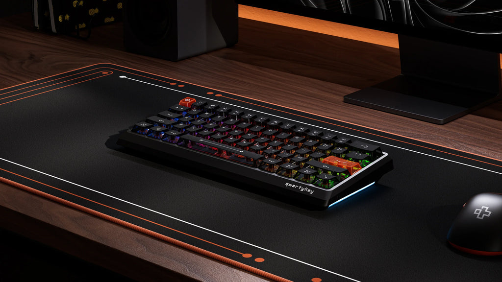 QwertyKey QK61 HE Phantom Black – mágneses Hall Effect gamer billentyűzet, Rapid Trigger, Snap Tap, Full RGB