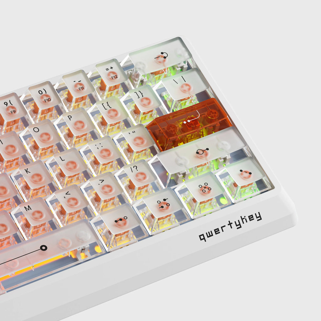 QwertyKey QK61 HE Phantom White – mágneses Hall Effect gamer billentyűzet, Rapid Trigger, Snap Tap, Full RGB