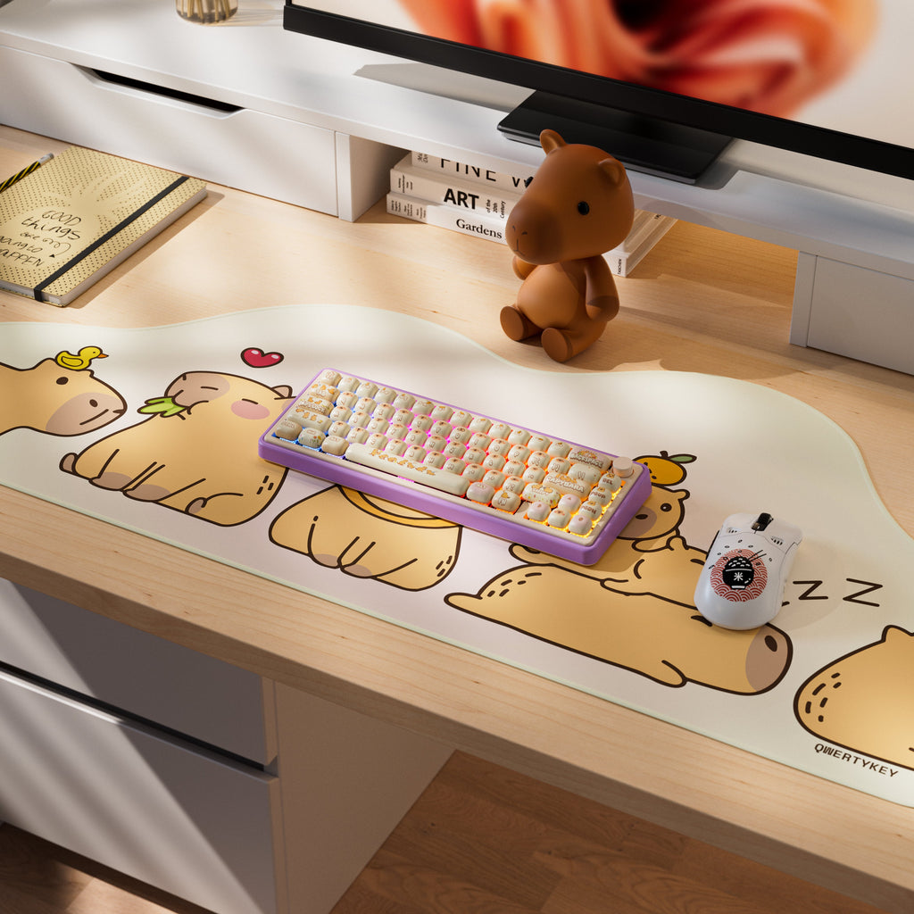 QwertyKey65 Pro Capybara Limited Edition – vezeték nélküli mechanikus gamer billentyűzet, hot-swap, Full RGB, VIA