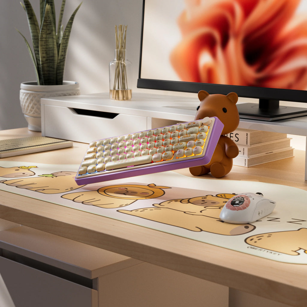 QwertyKey65 Pro Capybara Limited Edition – vezeték nélküli mechanikus gamer billentyűzet, hot-swap, Full RGB, VIA