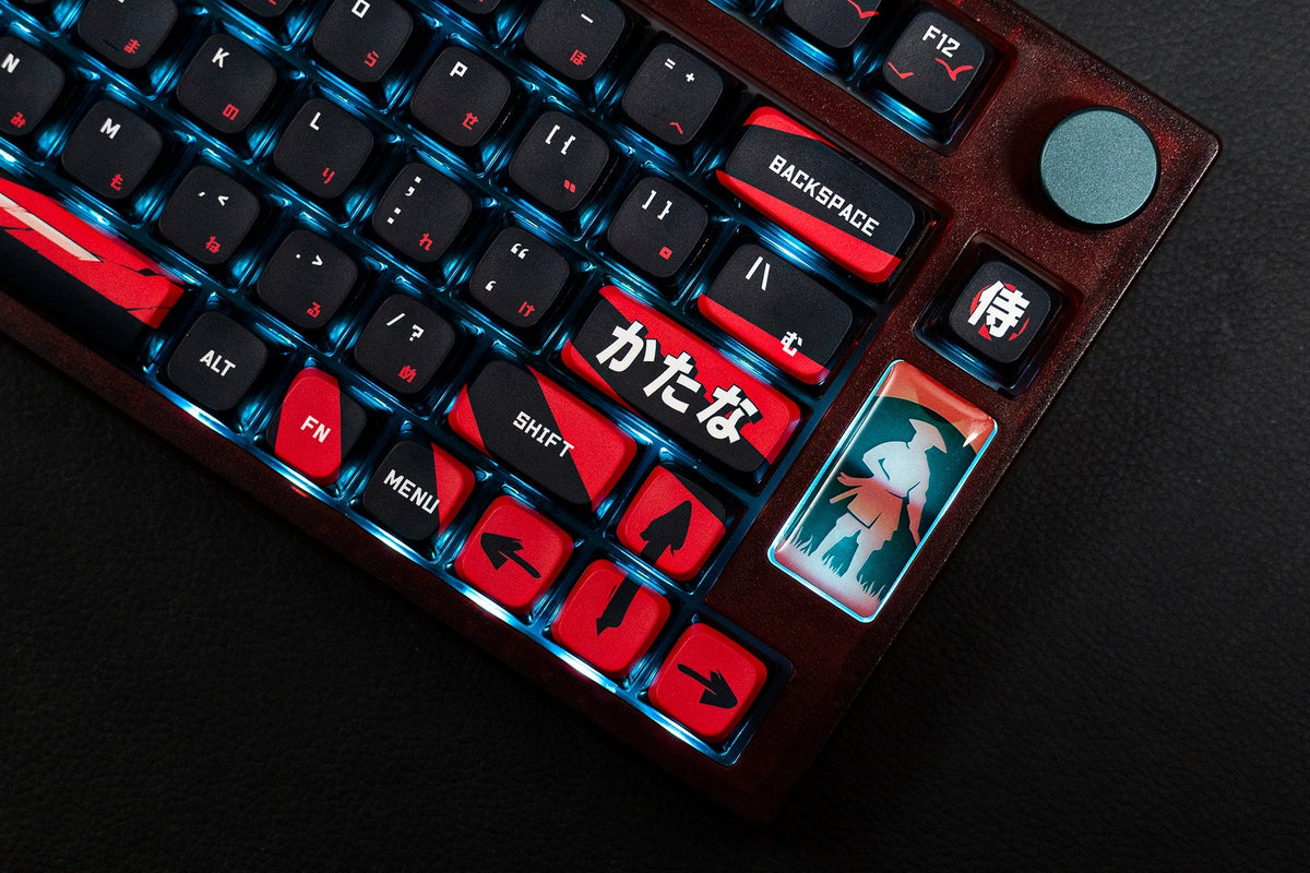 QwertyKey75 Samurai – vezeték nélküli mechanikus gamer billentyűzet, hot-swap, Full RGB, QMK/VIA, gasket mount
