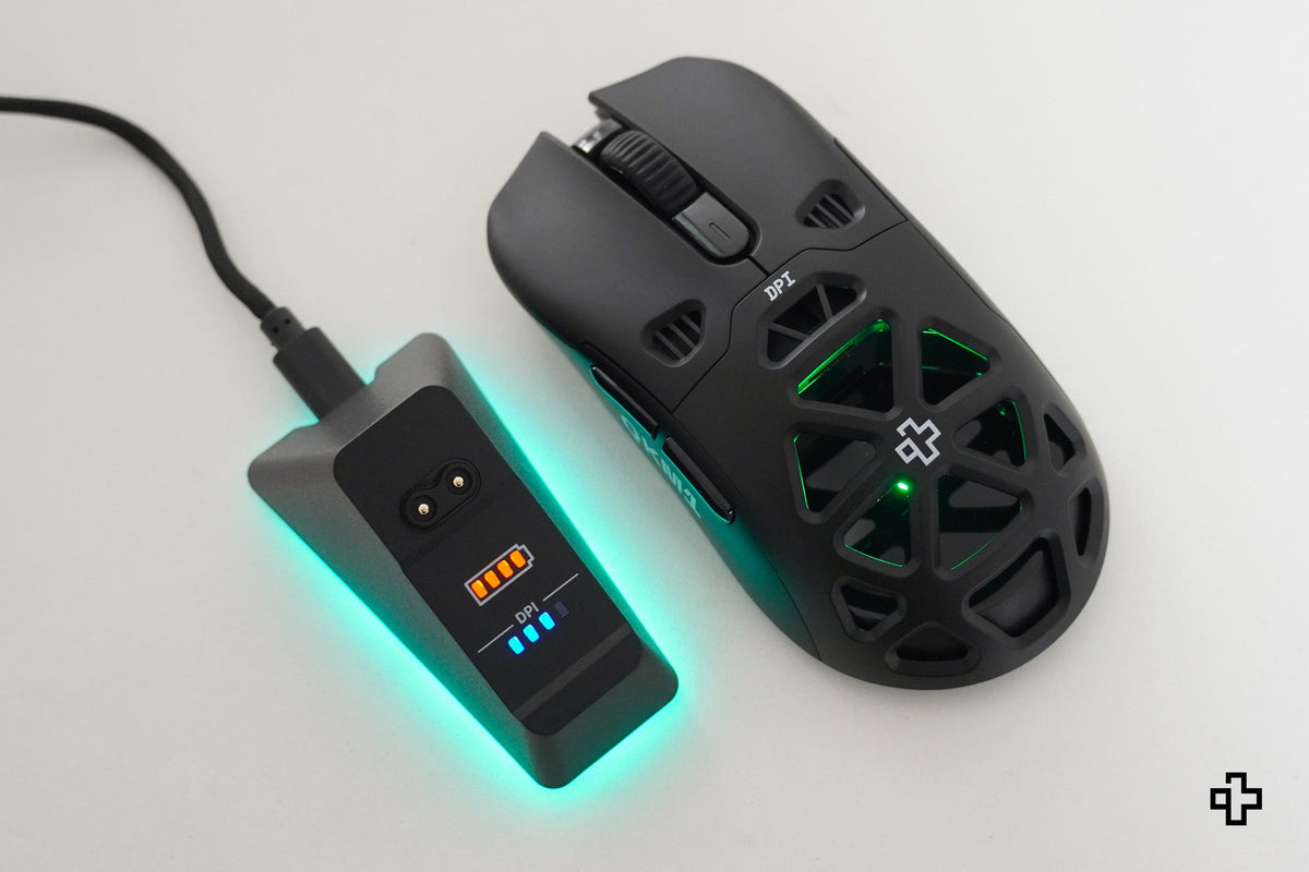 QwertyKey QKM1 vezeték nélküli Bluetooth egér töltődokkal, fekete