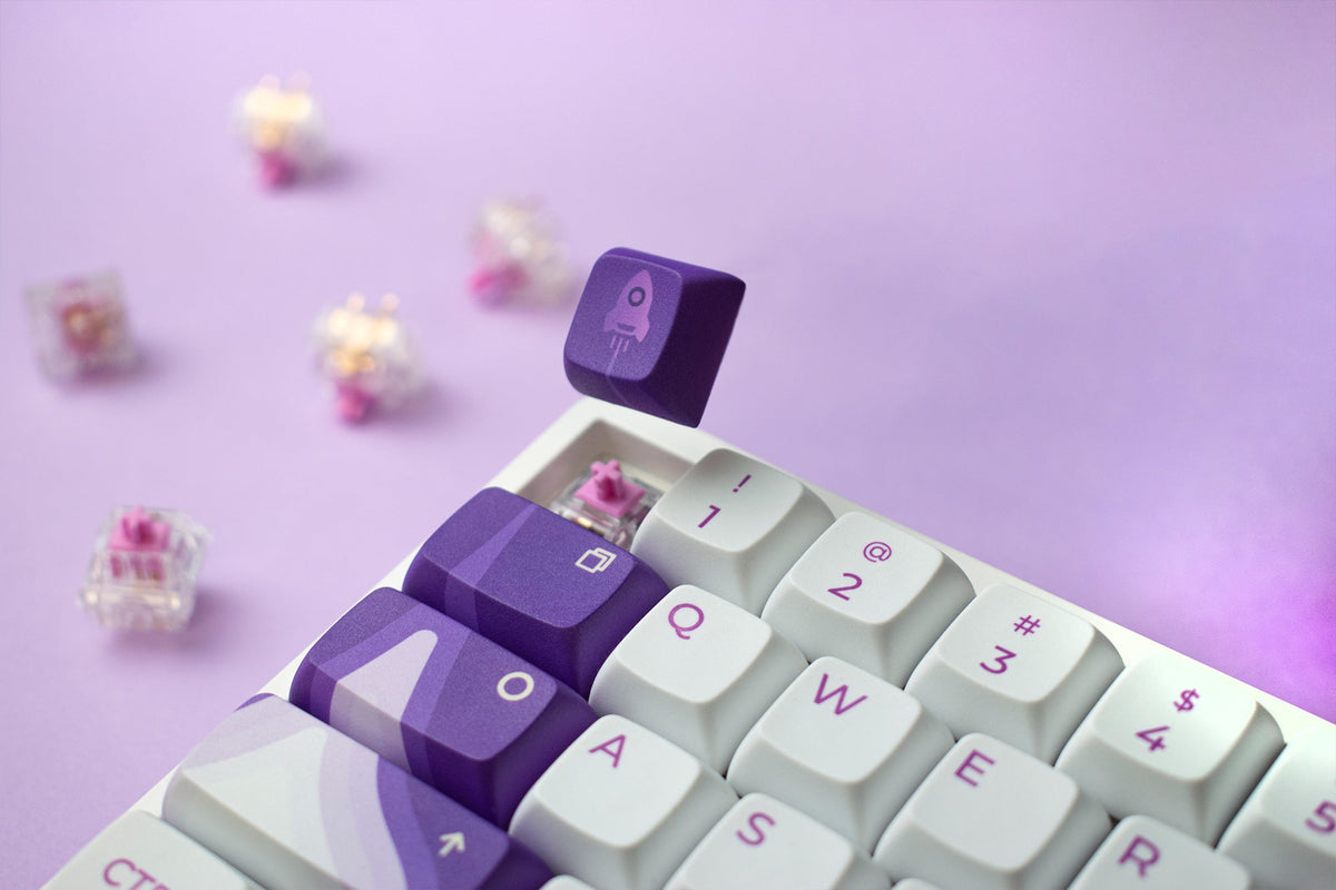 QwertyKey LiftOff XDA profilú PBT keycap szett