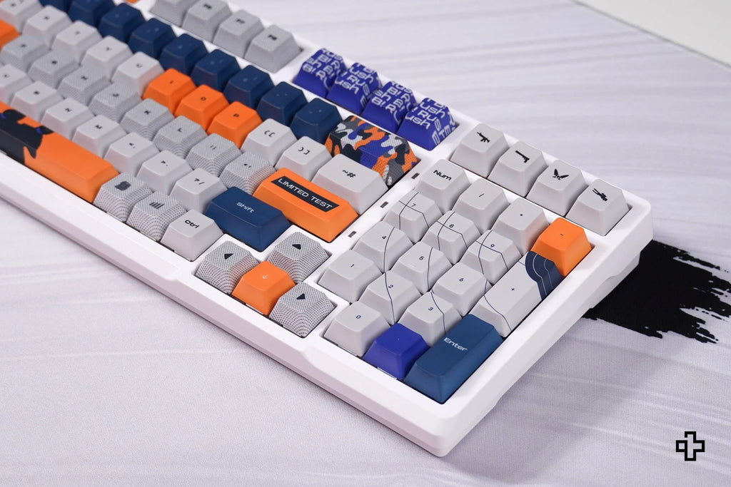 QwertyKey CS dye-sub Cherry profilú keycap szett