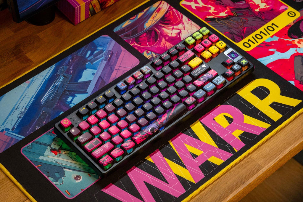 QwertyKey80 War – vezeték nélküli mechanikus gamer billentyűzet kijelzővel, hot-swap, Full RGB, QMK/VIA, gasket mount