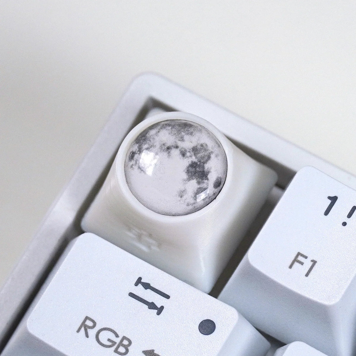 Artisan holdfázis keycap