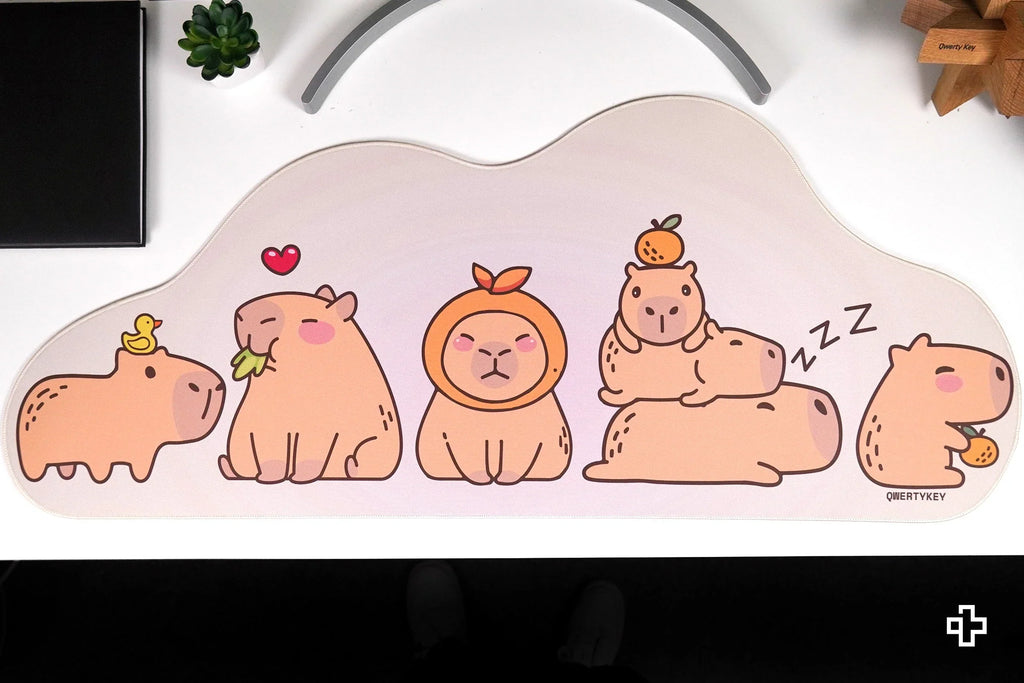QwertyKey Capybara gamer asztali egérpad, vízálló, varrott szélek, 4 mm, csúszásmentes gumitalp