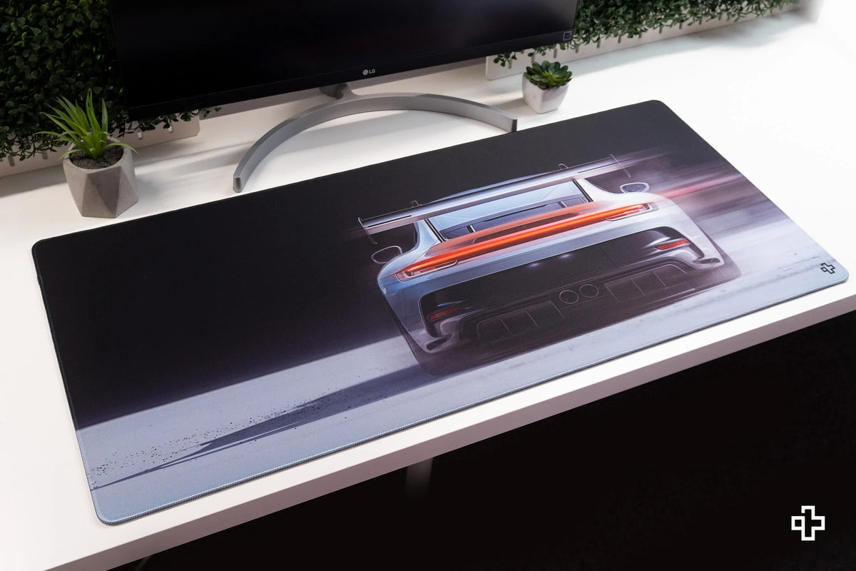 QwertyKey Car GT gamer asztali egérpad, vízálló, varrott szélek, 4 mm, csúszásmentes gumitalp