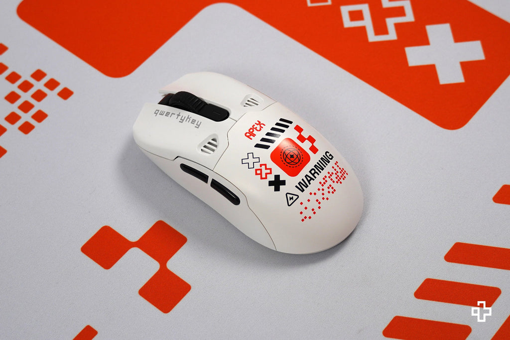 QKM1 Apex White egérburkolat