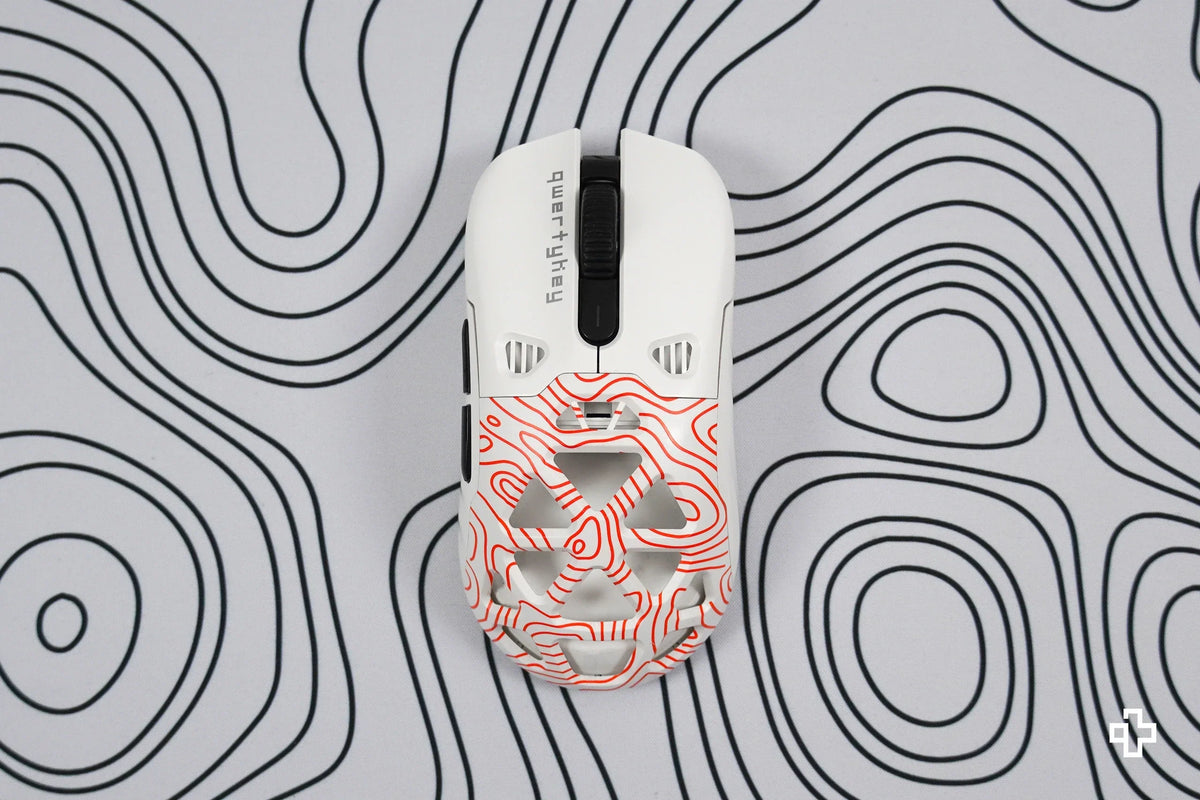 QKM1 Astro White egérburkolat