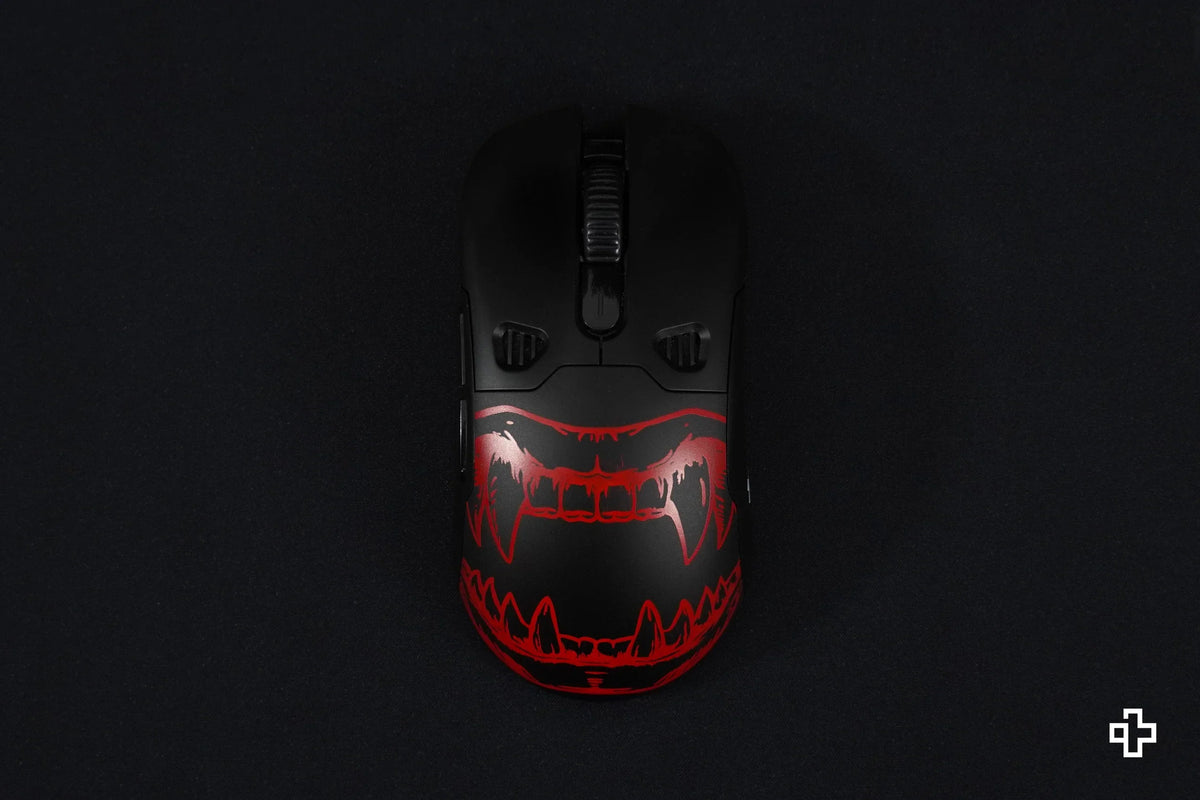 QKM1 Dracula Black egérburkolat