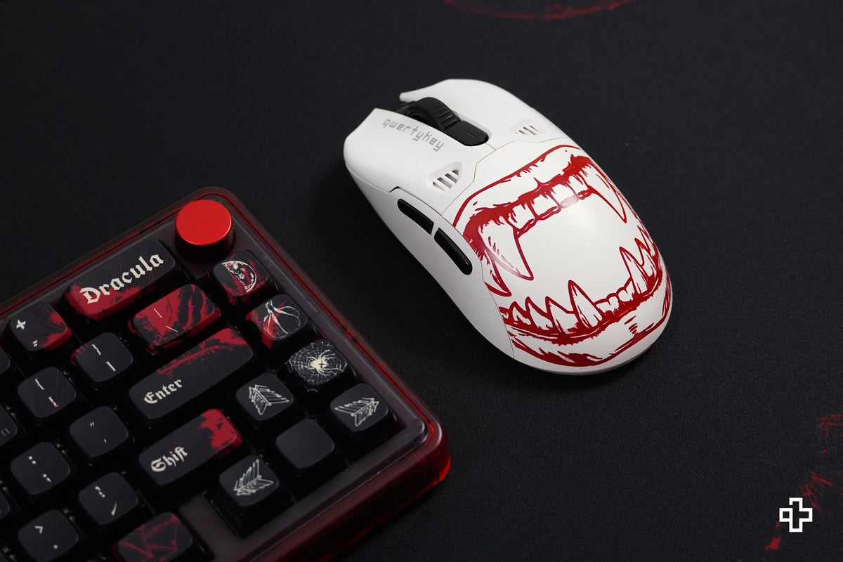 QKM1 Dracula White egérburkolat
