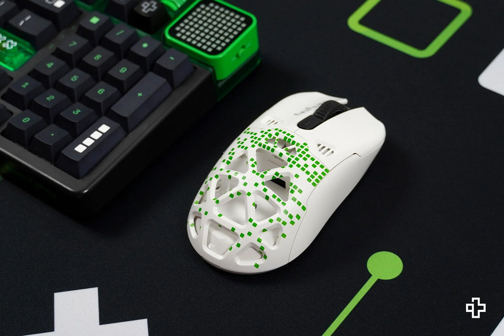 QKM1 Matrix White egérburkolat