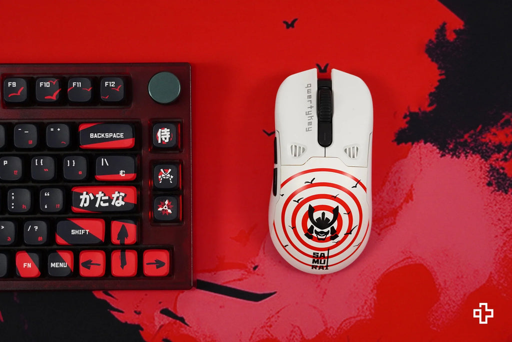 QKM1 Samurai White egérburkolat