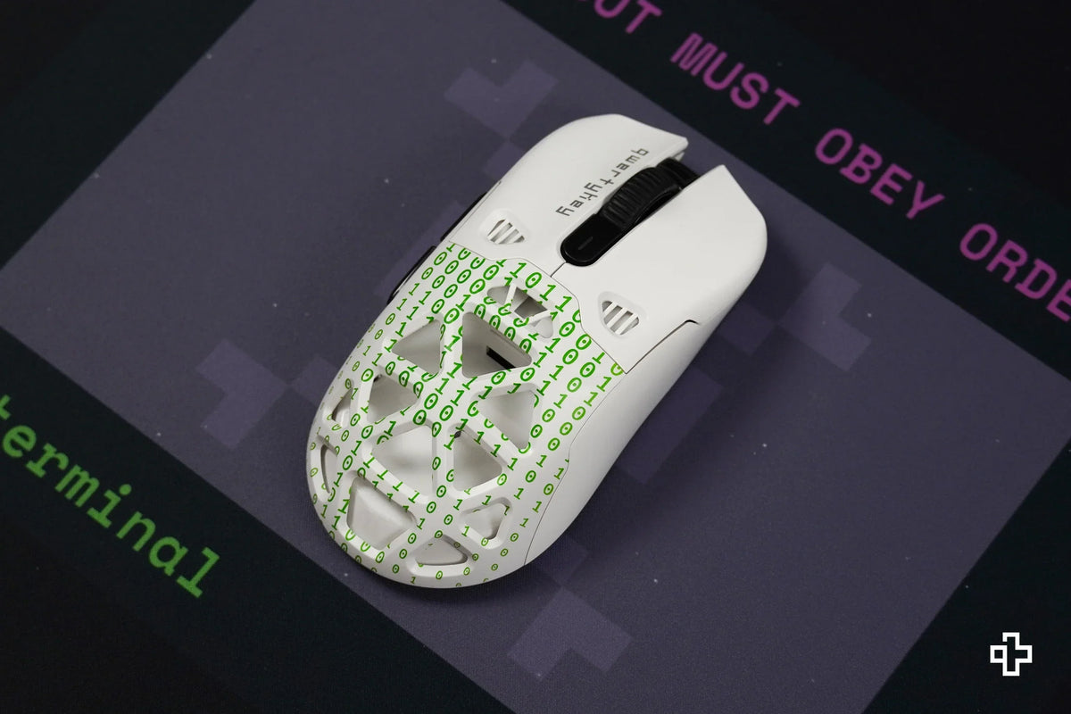 QKM1 Terminal White egérburkolat