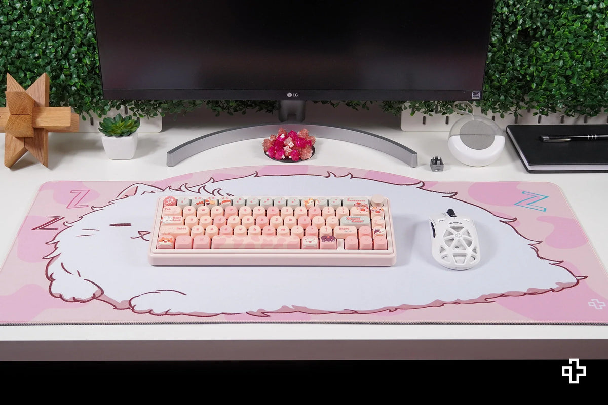 QwertyKey Bliss Cat gamer asztali egérpad, vízálló, varrott szélek, 4 mm, csúszásmentes gumitalp