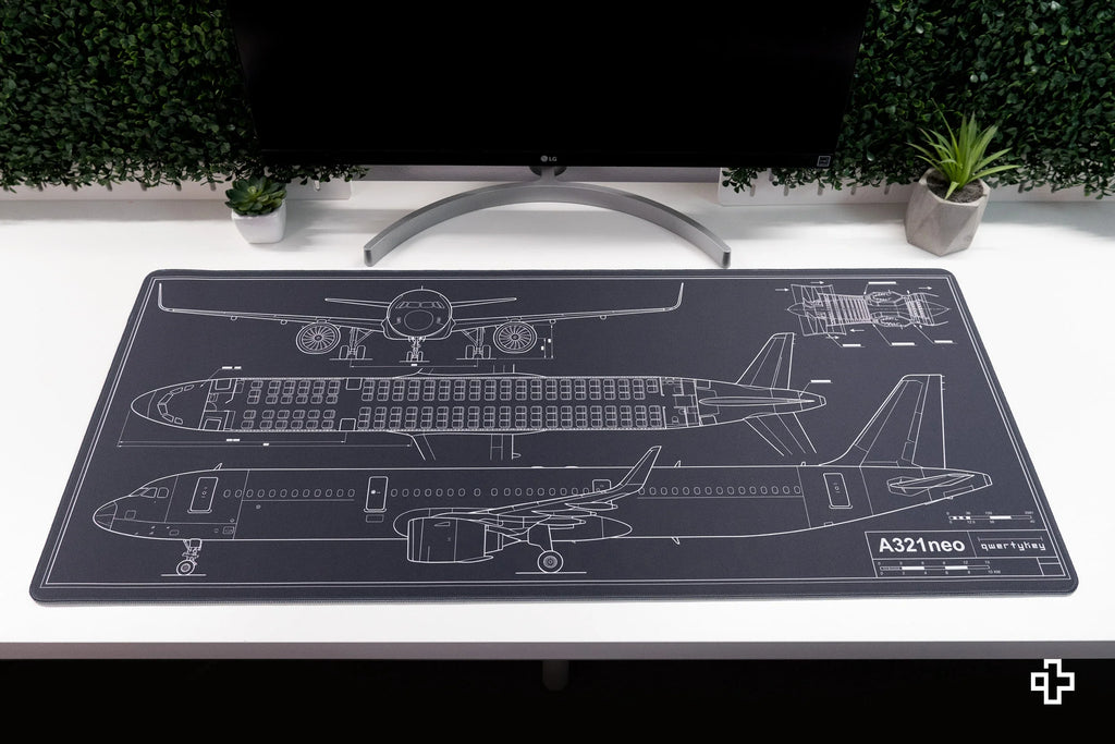 QwertyKey Plane Blueprint gamer asztali egérpad, vízálló, varrott szélek, 4 mm, csúszásmentes gumitalp