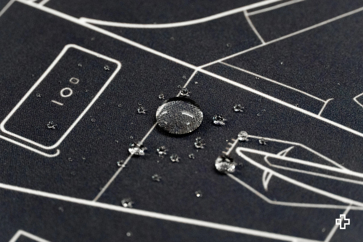 QwertyKey Plane Blueprint gamer asztali egérpad, vízálló, varrott szélek, 4 mm, csúszásmentes gumitalp