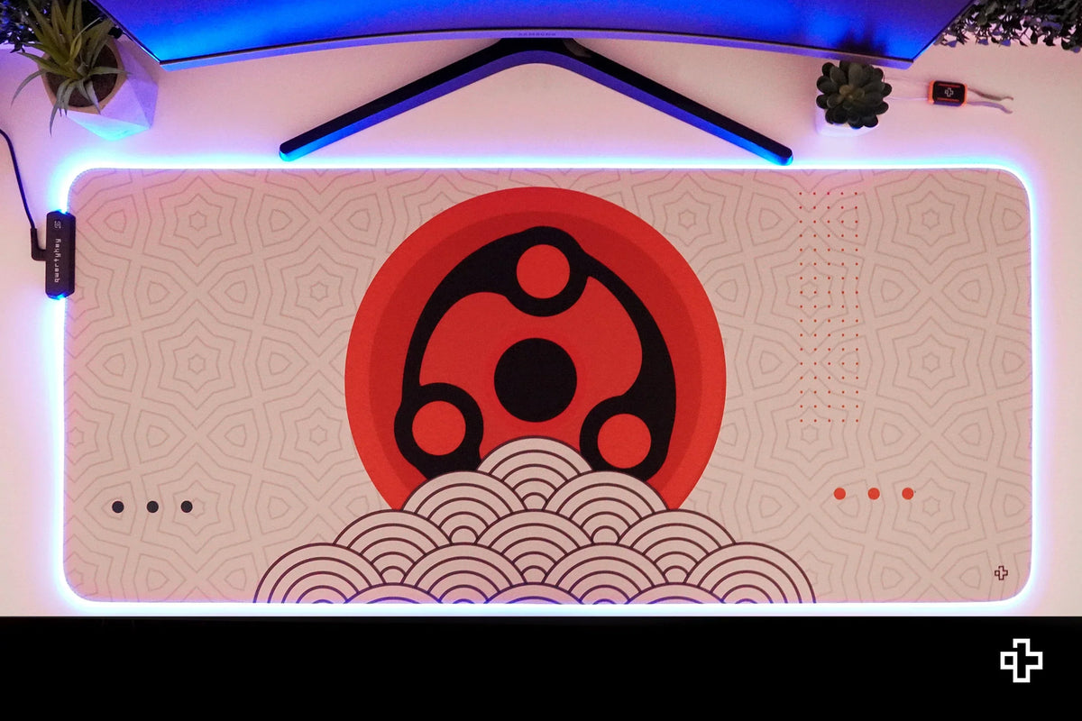 QwertyKey Sharingan Eye RGB gamer asztali egérpad, vízálló, varrott szélek, 4 mm, csúszásmentes gumitalp