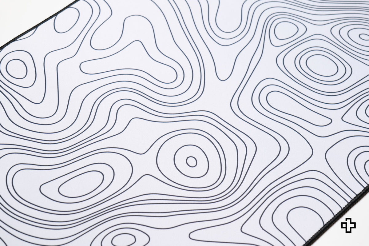 QwertyKey Astro Topographic gamer asztali egérpad, vízálló, varrott szélek, 4 mm, csúszásmentes gumitalp