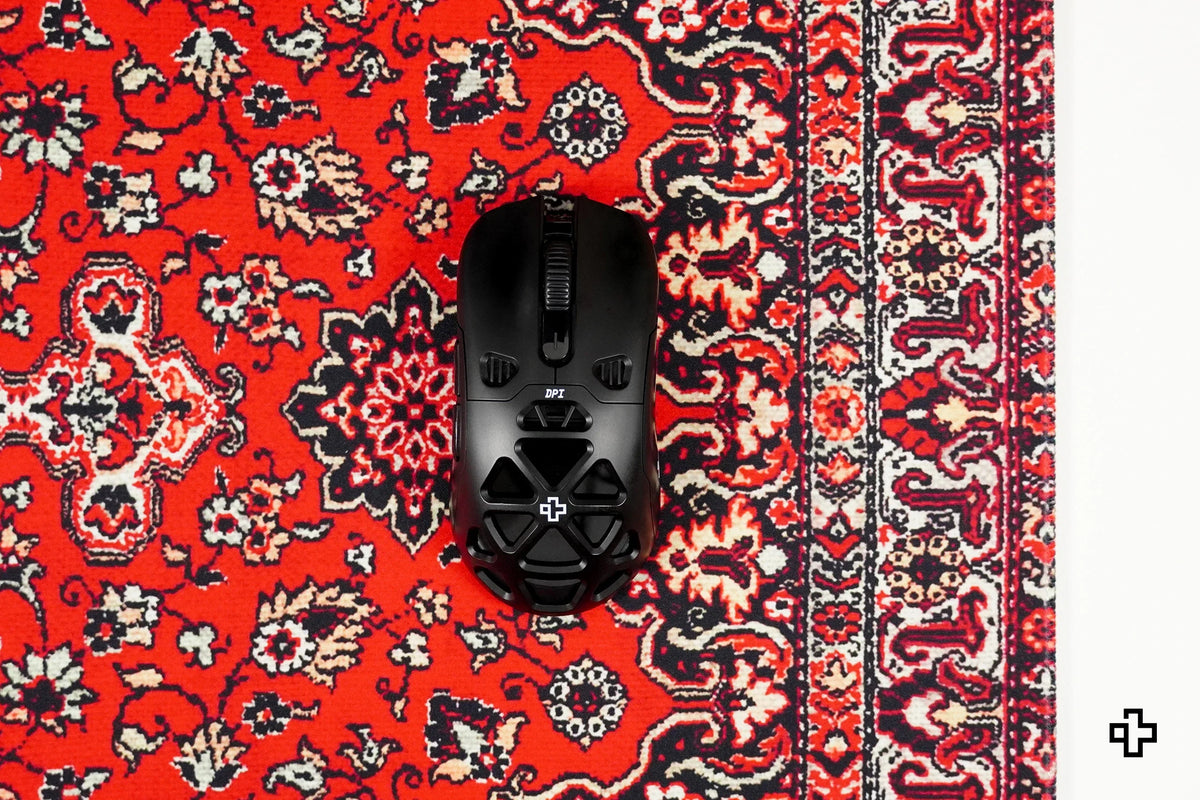QwertyKey Balcanic gamer asztali egérpad, vízálló, varrott szélek, 4 mm, csúszásmentes gumitalp