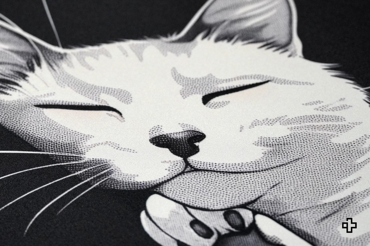 QwertyKey Black Cat gamer asztali egérpad, vízálló, varrott szélek, 4 mm, csúszásmentes gumitalp