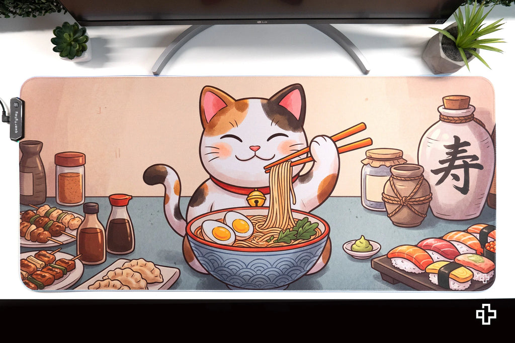 QwertyKey Lucky Neko Ramen RGB gamer asztali egérpad, vízálló, varrott szélek, 4 mm, csúszásmentes gumitalp