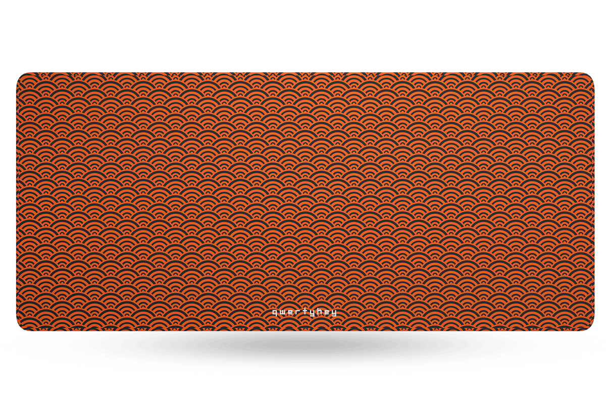 QwertyKey Orange Waves gamer asztali egérpad, vízálló, varrott szélek, 4 mm, csúszásmentes gumitalp