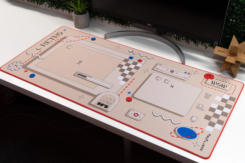 QwertyKey Retro gamer asztali egérpad, vízálló, varrott szélek, 4 mm, csúszásmentes gumitalp