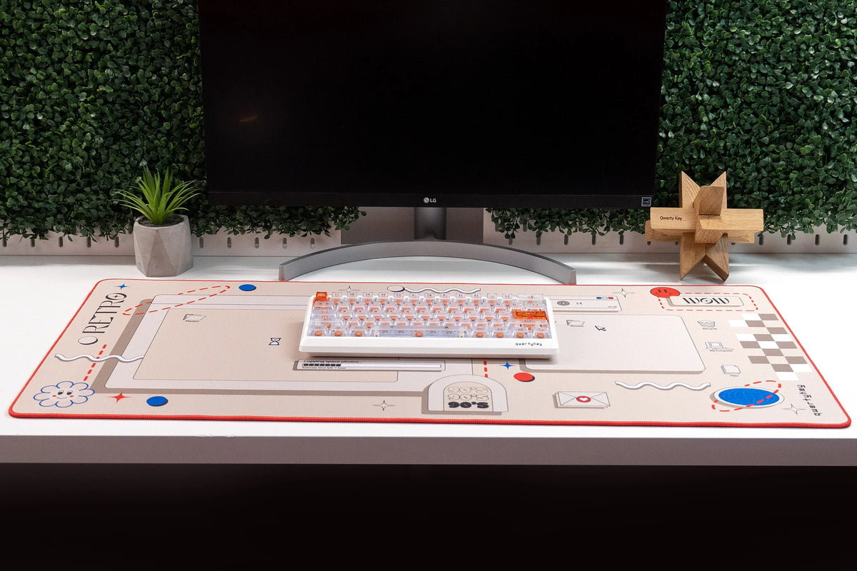 QwertyKey Retro gamer asztali egérpad, vízálló, varrott szélek, 4 mm, csúszásmentes gumitalp