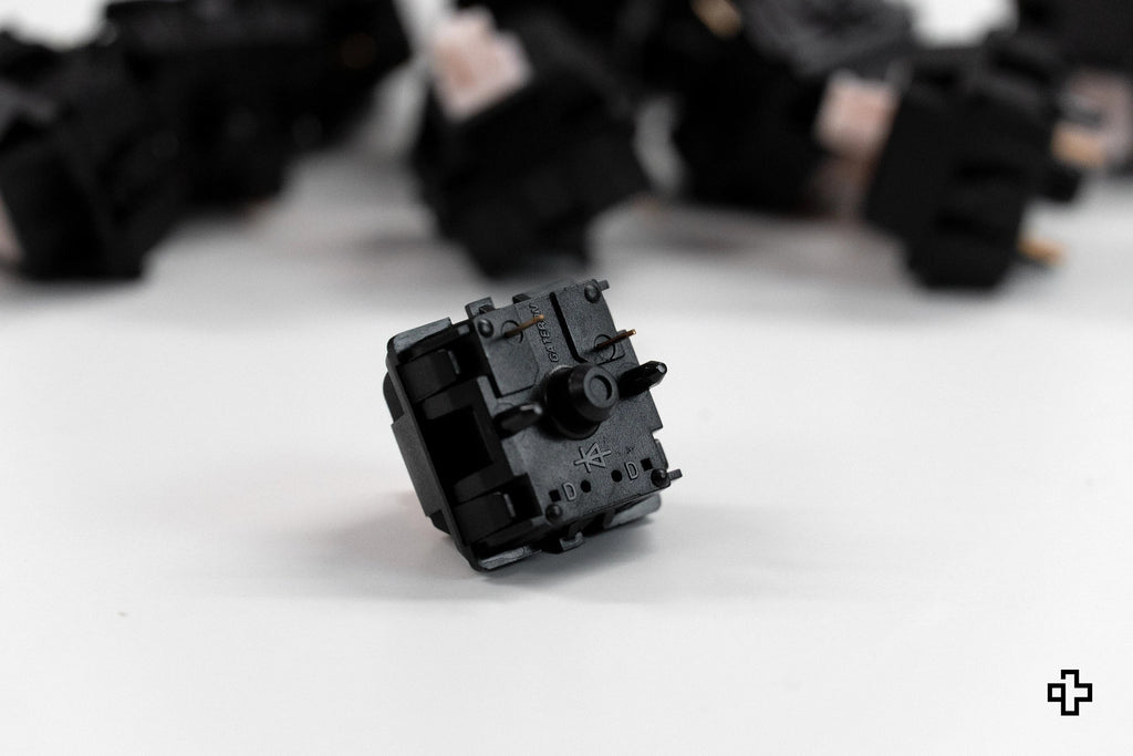 Gateron Oil King Pink – csendes lineáris mechanikus switch