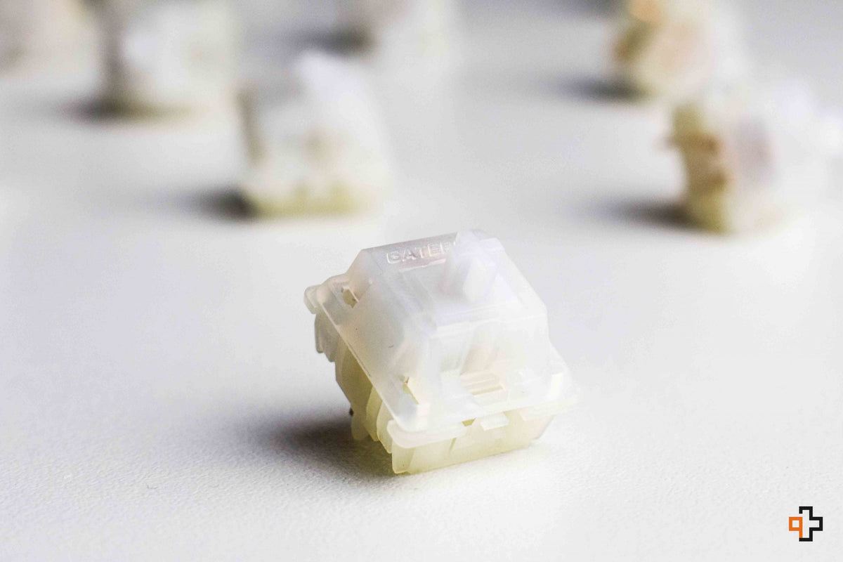 Gateron Milky Clear – lineáris mechanikus switch