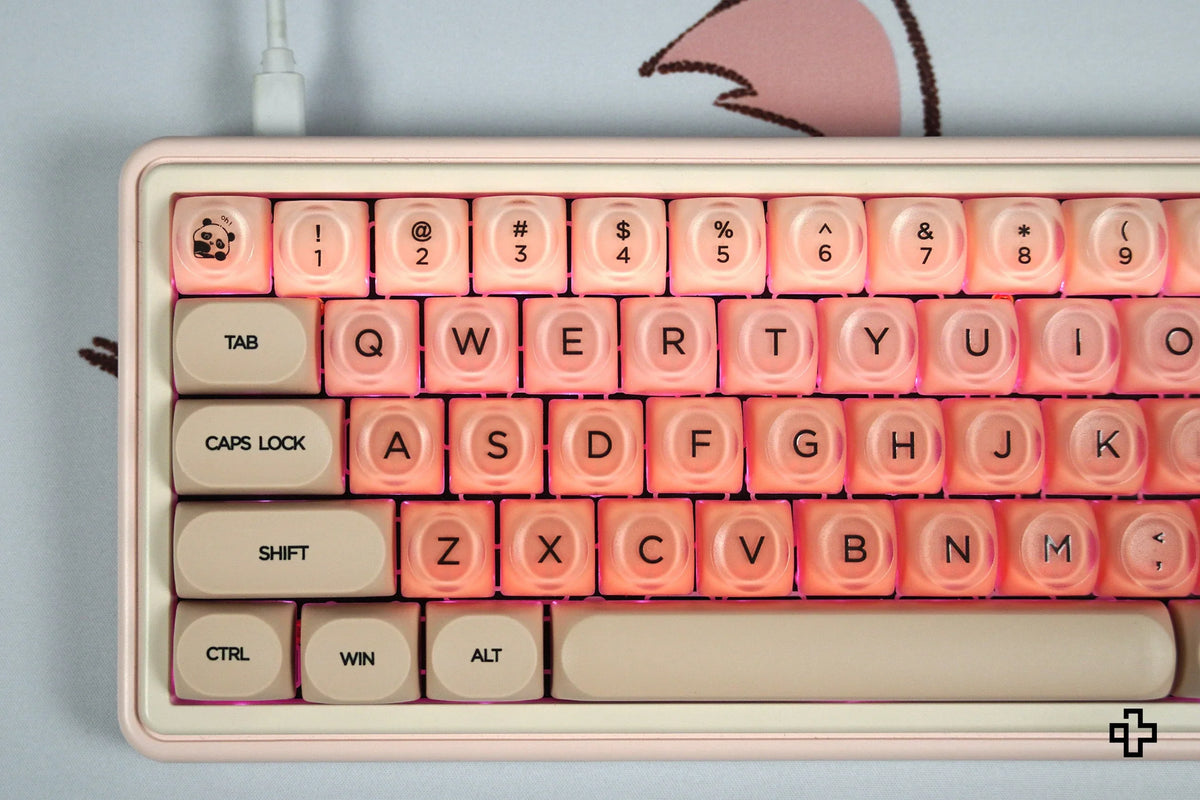 QwertyKey Peach Cream HOA profilú keycap szett